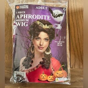 Adult NWT Aphrodite wig costume curly 20 inch length